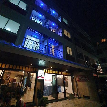 At Home Hotel Patong Exterior foto