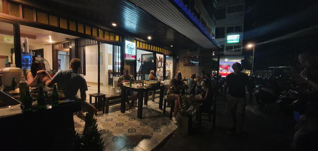 At Home Hotel Patong Exterior foto